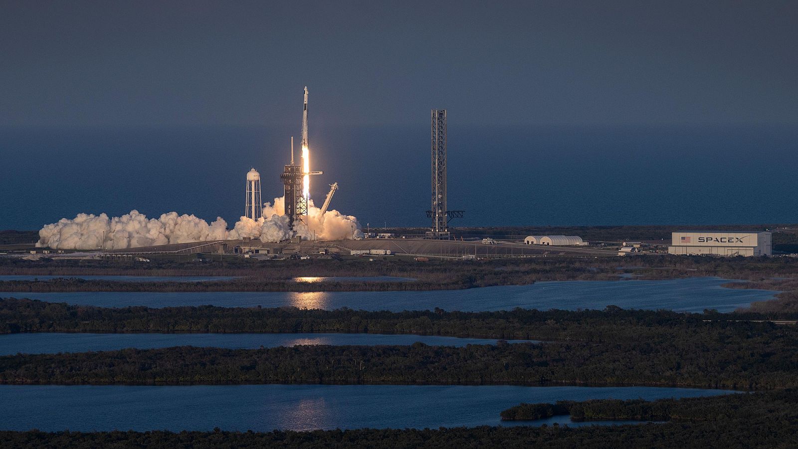 Despega con éxito la misión Crew-10 que allanará el regreso de los astronautas varados en la Estación Espacial Internacional