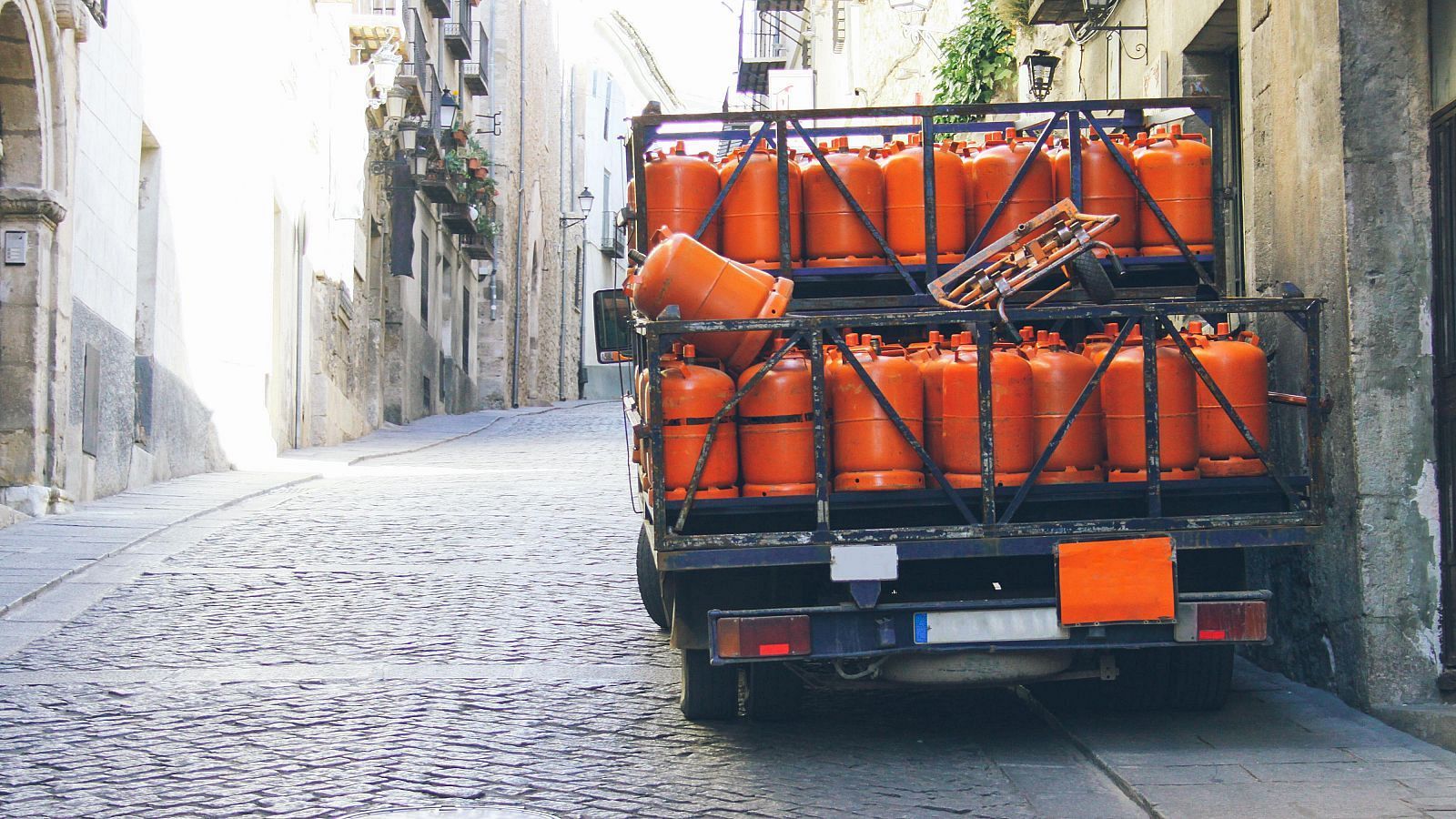 El precio de la bombona de butano sigue al alza: se encarecerá un 6,19% a partir del martes y costará 17,67 euros