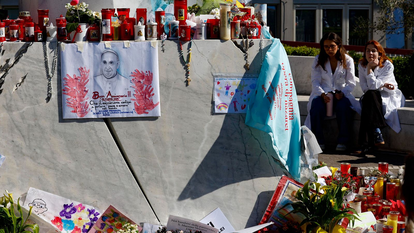 El papa Francisco hopsitalizado en Roma