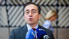 Albares considera "positivo" el acuerdo entre Trump y Putin pero advierte: "Dista mucho de ser un alto el fuego"