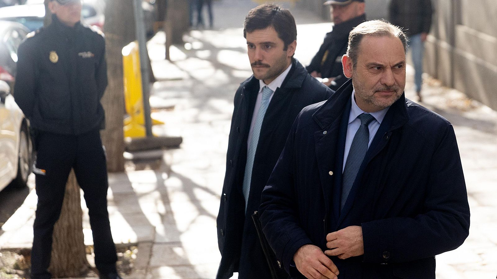 El exministro de Transportes, José Luis Ábalos, a su salida tras declarar como imputado por el ‘caso Koldo’, en el Tribunal Supremo