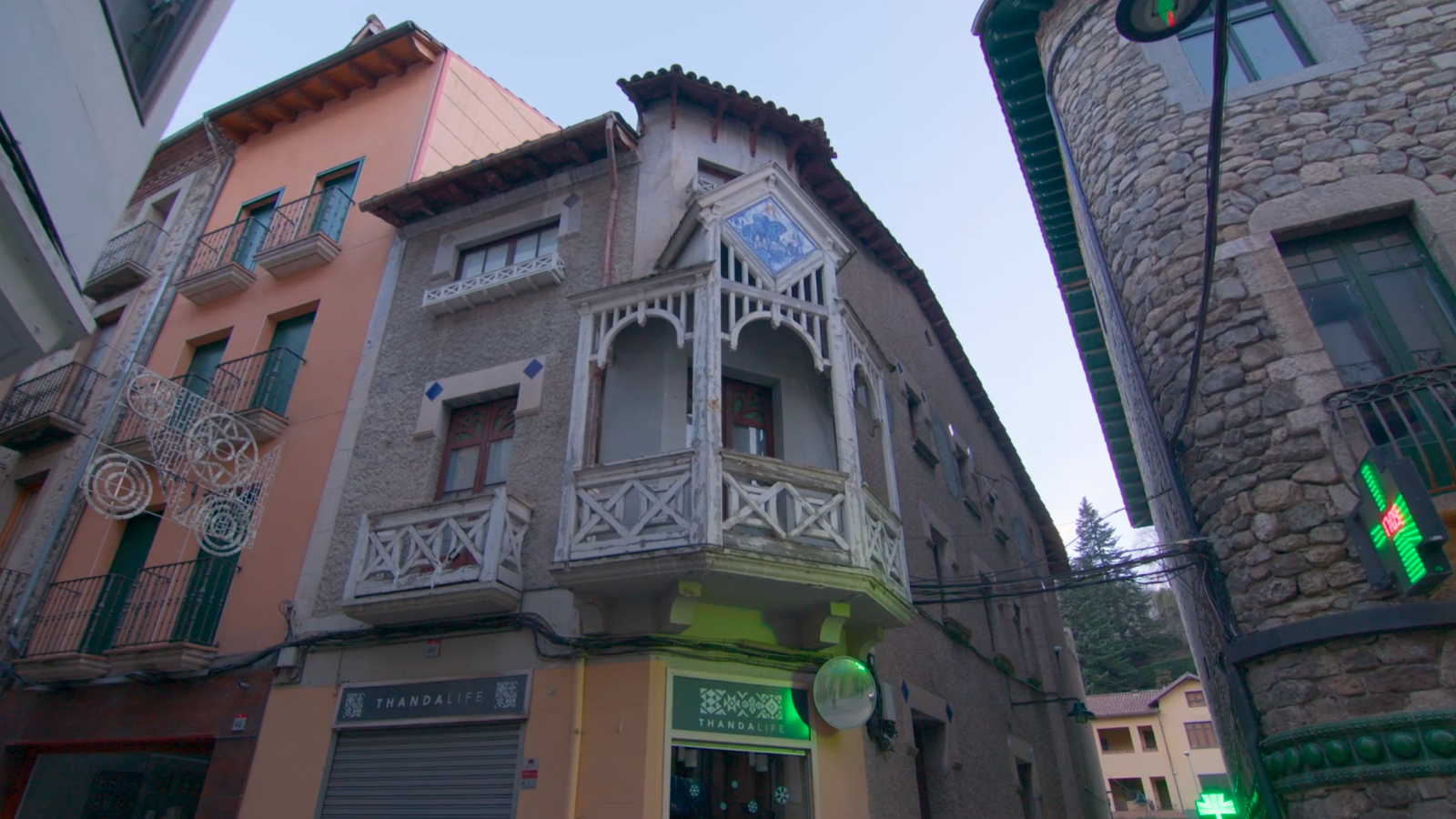 3 edificis emblemàtics del carrer València a Camprodon