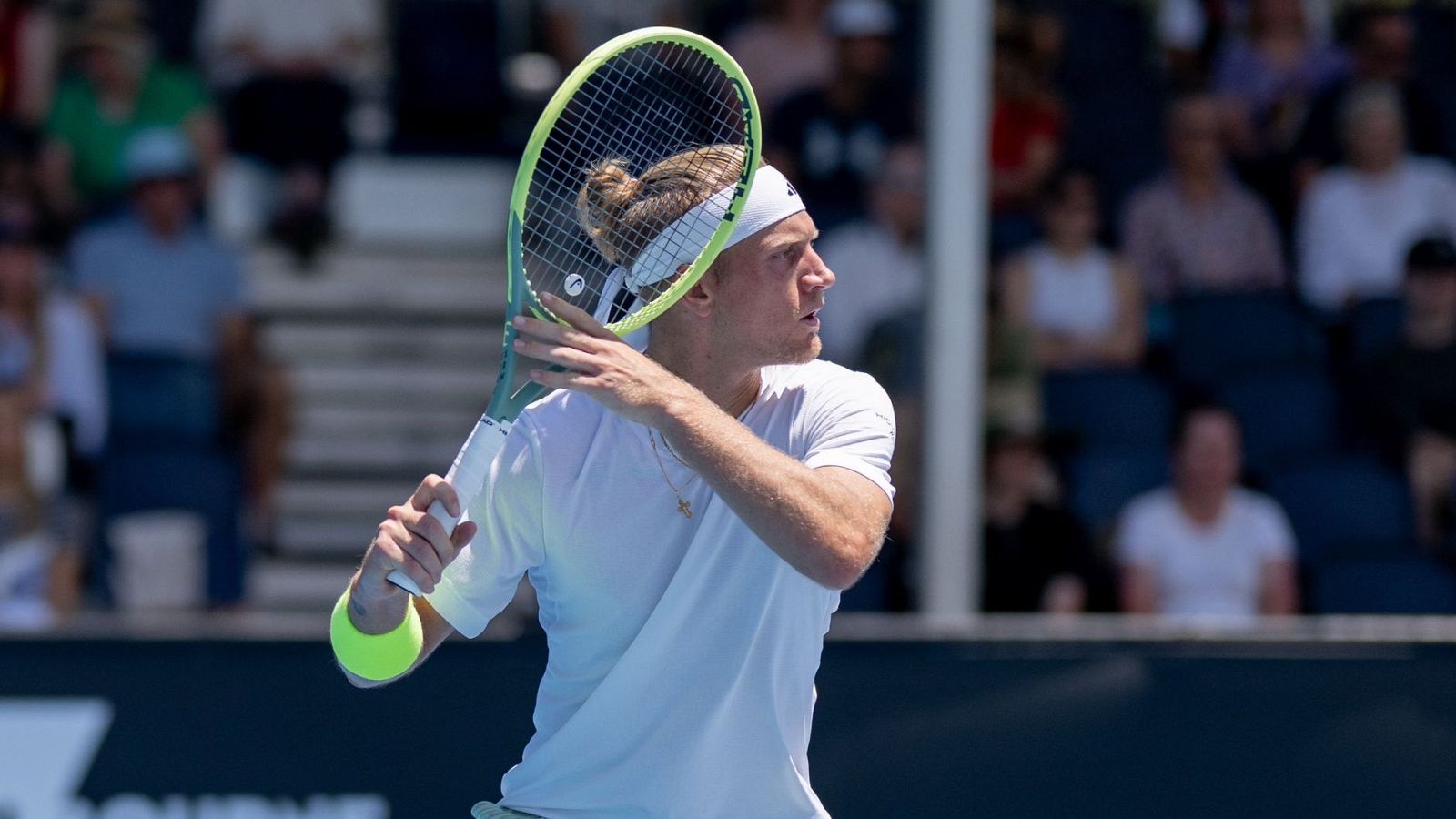 Davidovich avanza a segunda ronda del Miami Open