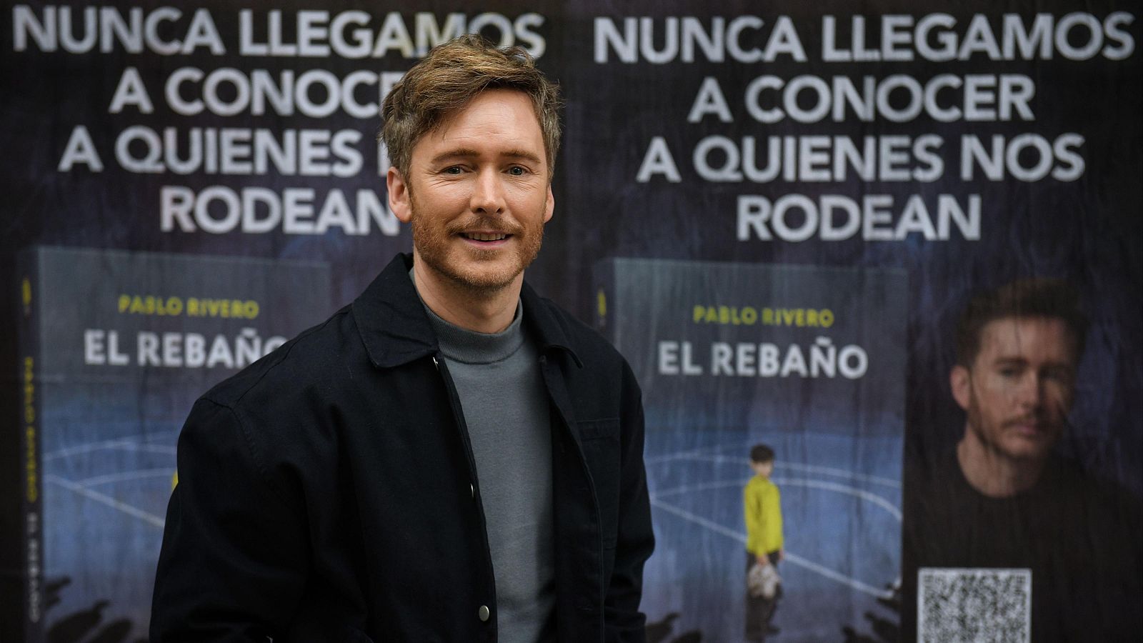 EuropaPress 6592979 actor pablo rivero posa europa press junto carteles promocion libro 20