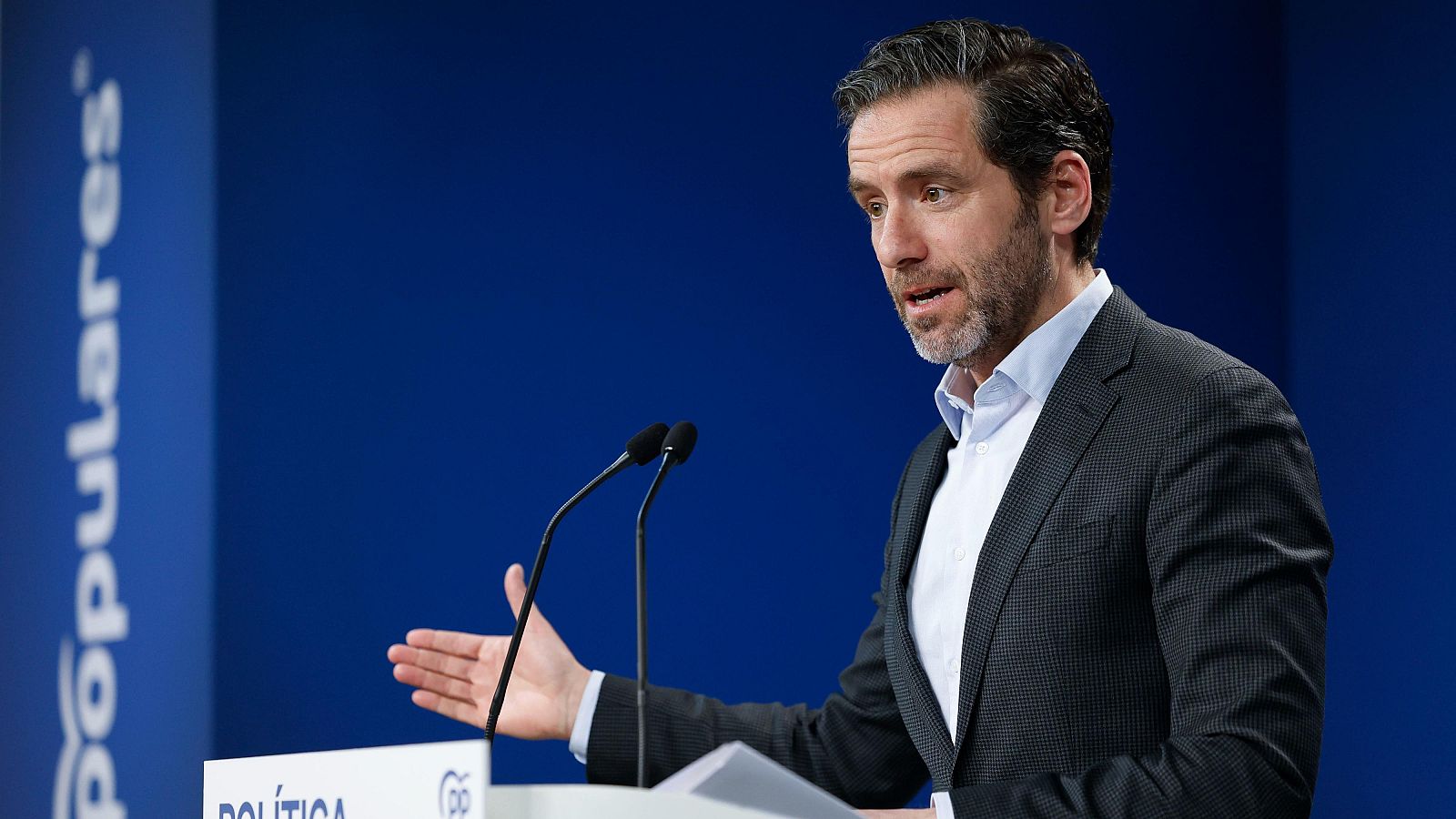 El portavoz del PP, Borja Sémper, en una rueda de prensa