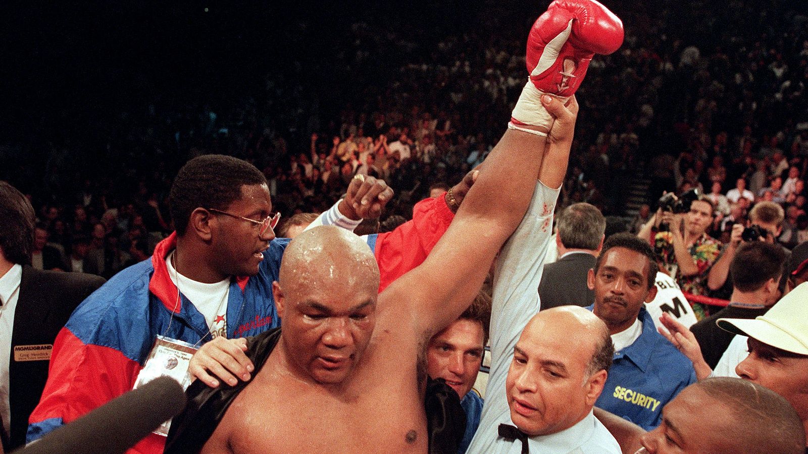 Muere George Foreman