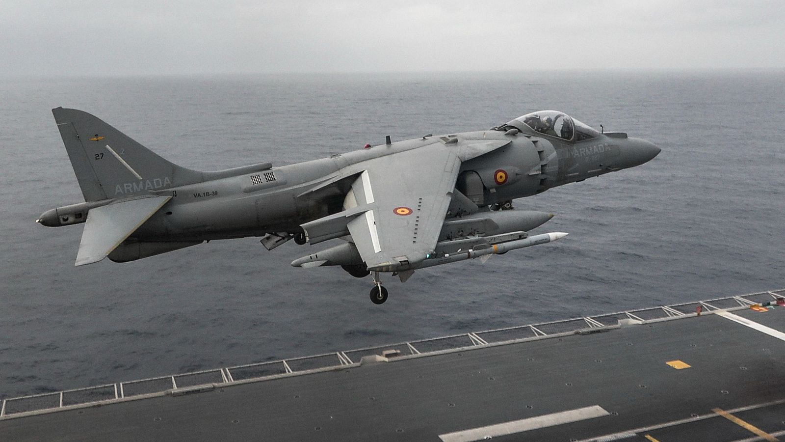 Los españoles son los europeos menos preocupados por la defensa y priorizan la educación y la investigación