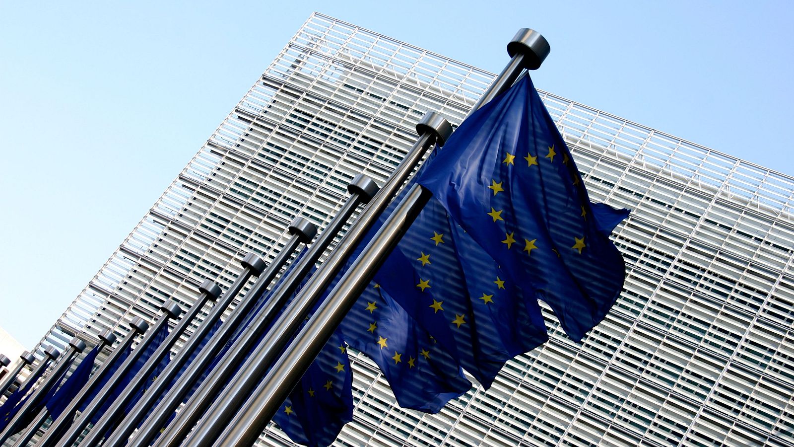 La Justicia europea confirma las multas a tres bancos por manipular la deuda pública durante la crisis financiera