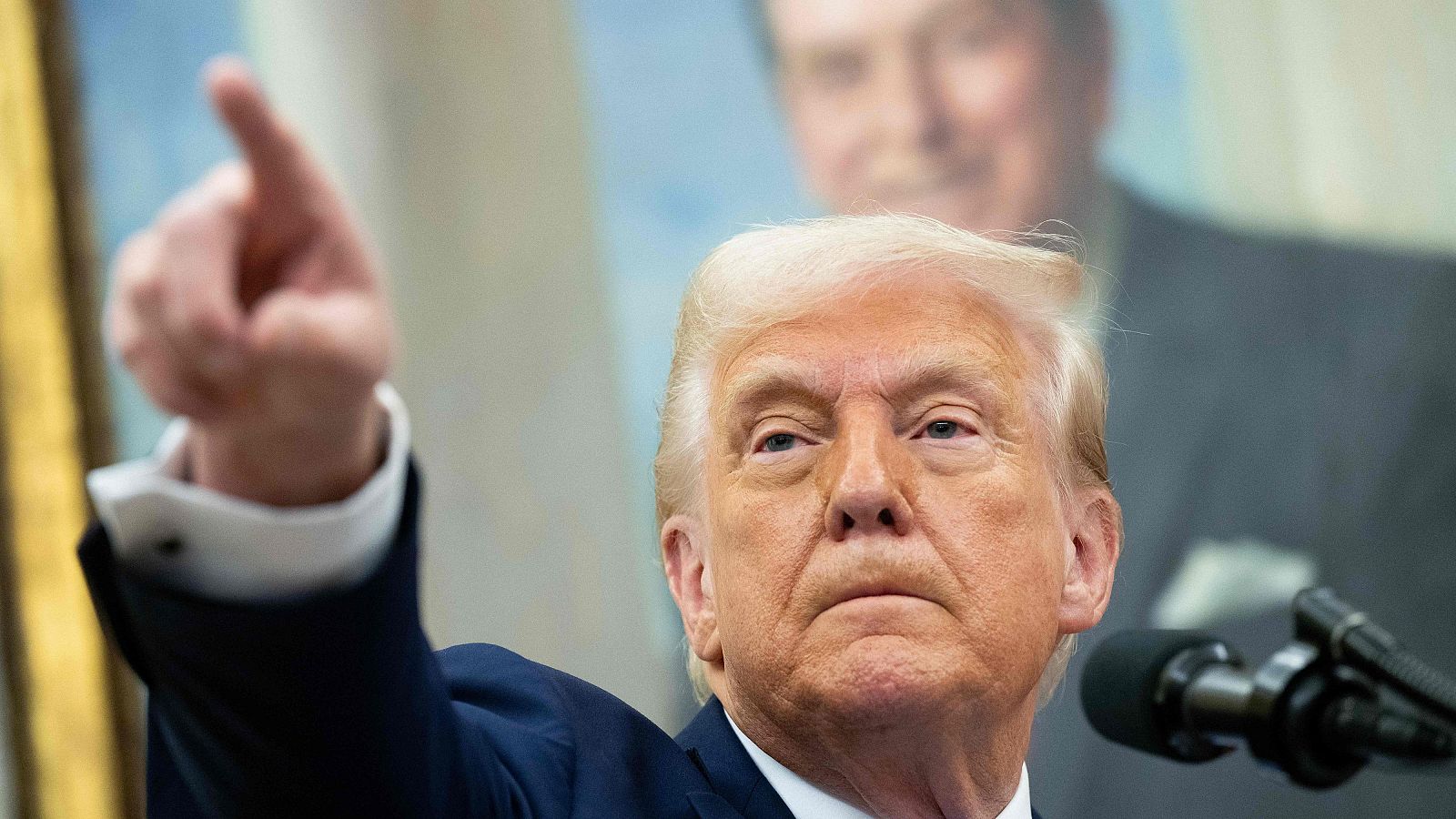 La Administración Trump pide a España un aumento del gasto en defensa en su primer contacto oficial