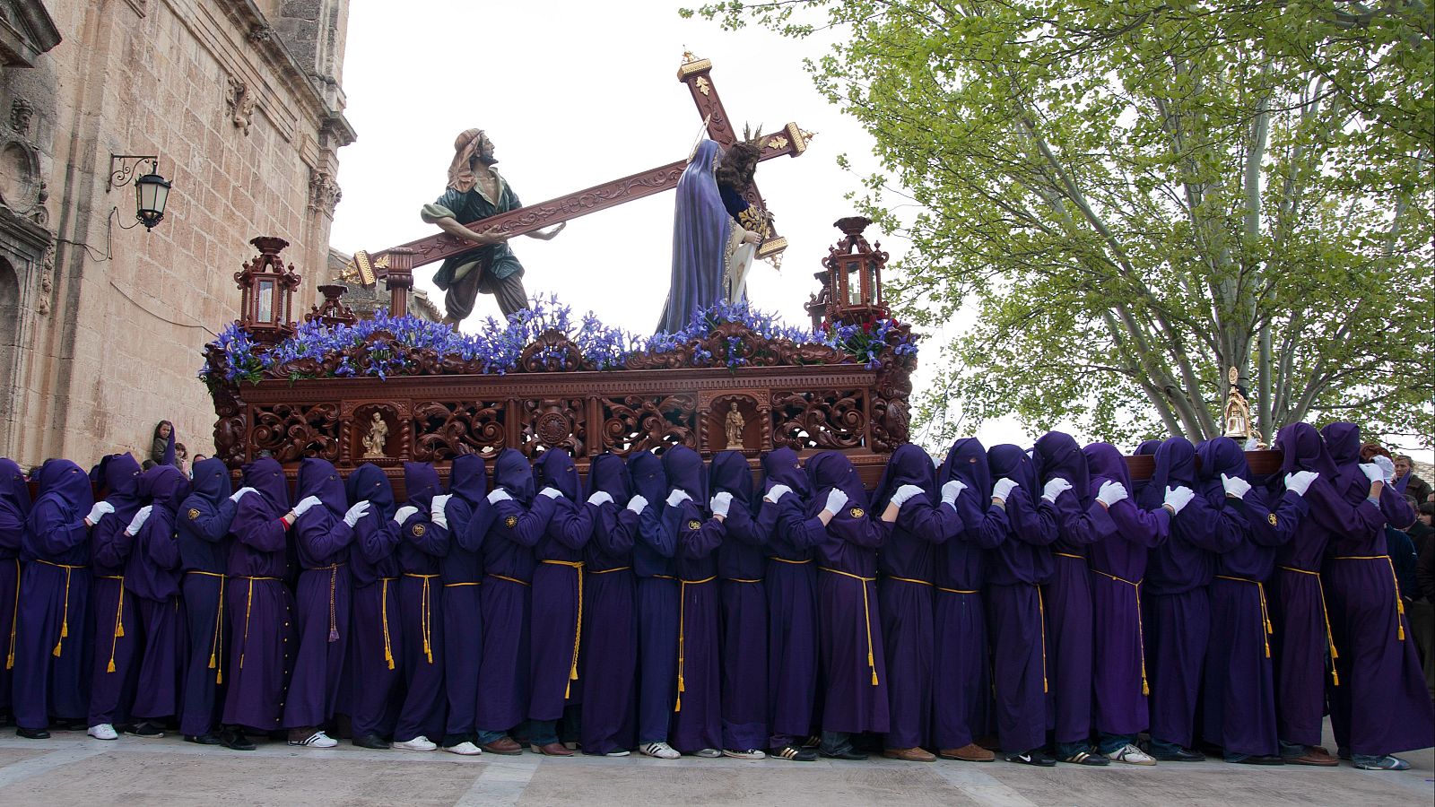 Imagen de una procesión
