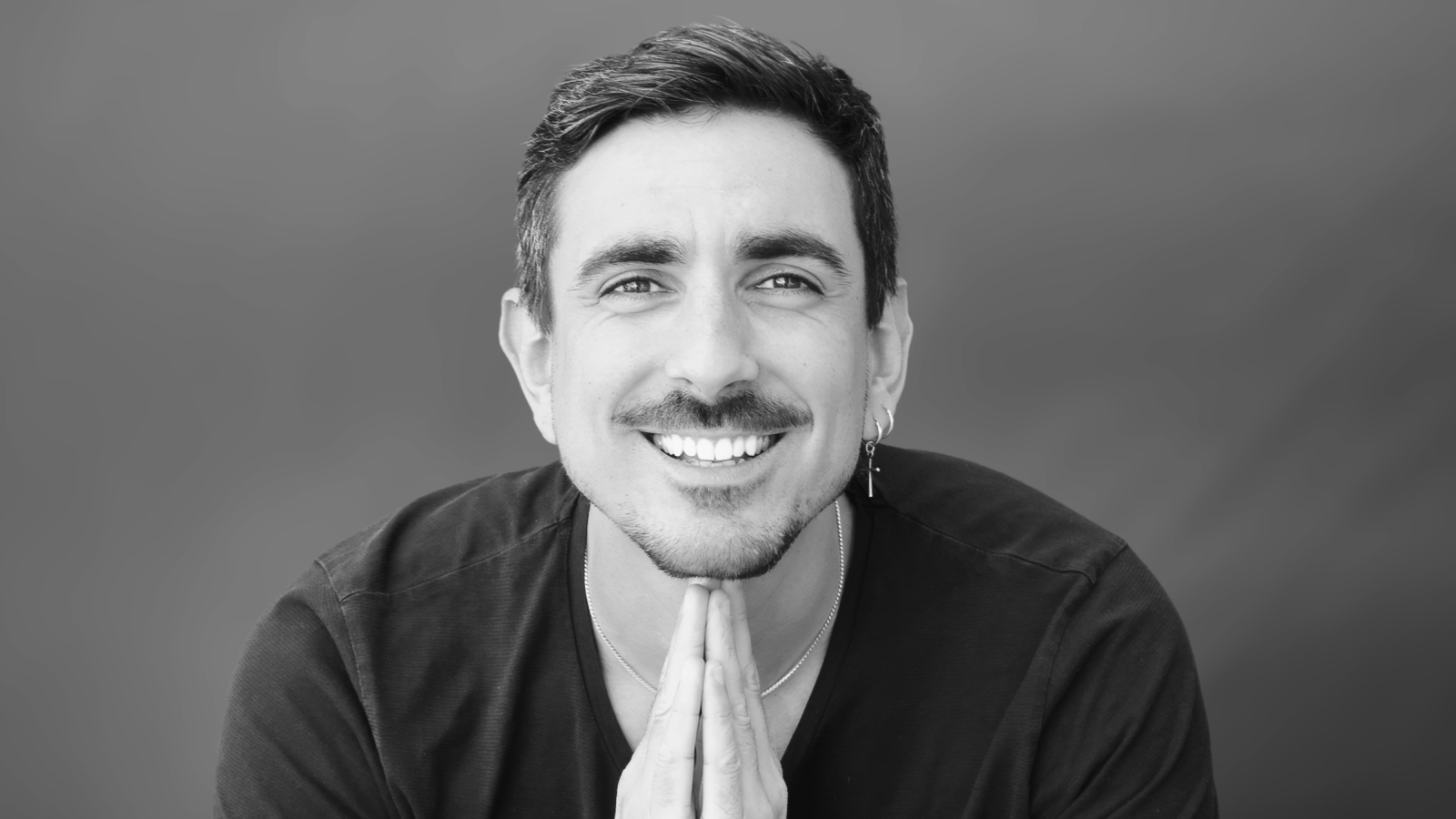 Vicente Monroy, autor de 'Breve historia de la oscuridad'.