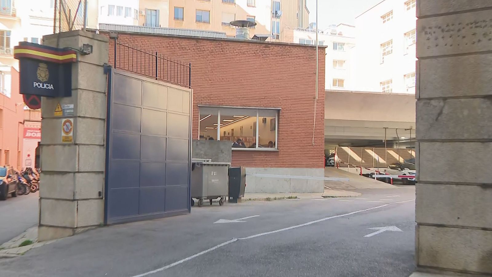 Els jugadors de l'equip veneçolà de beisbol declaren a les dependències de la Policia Nacional