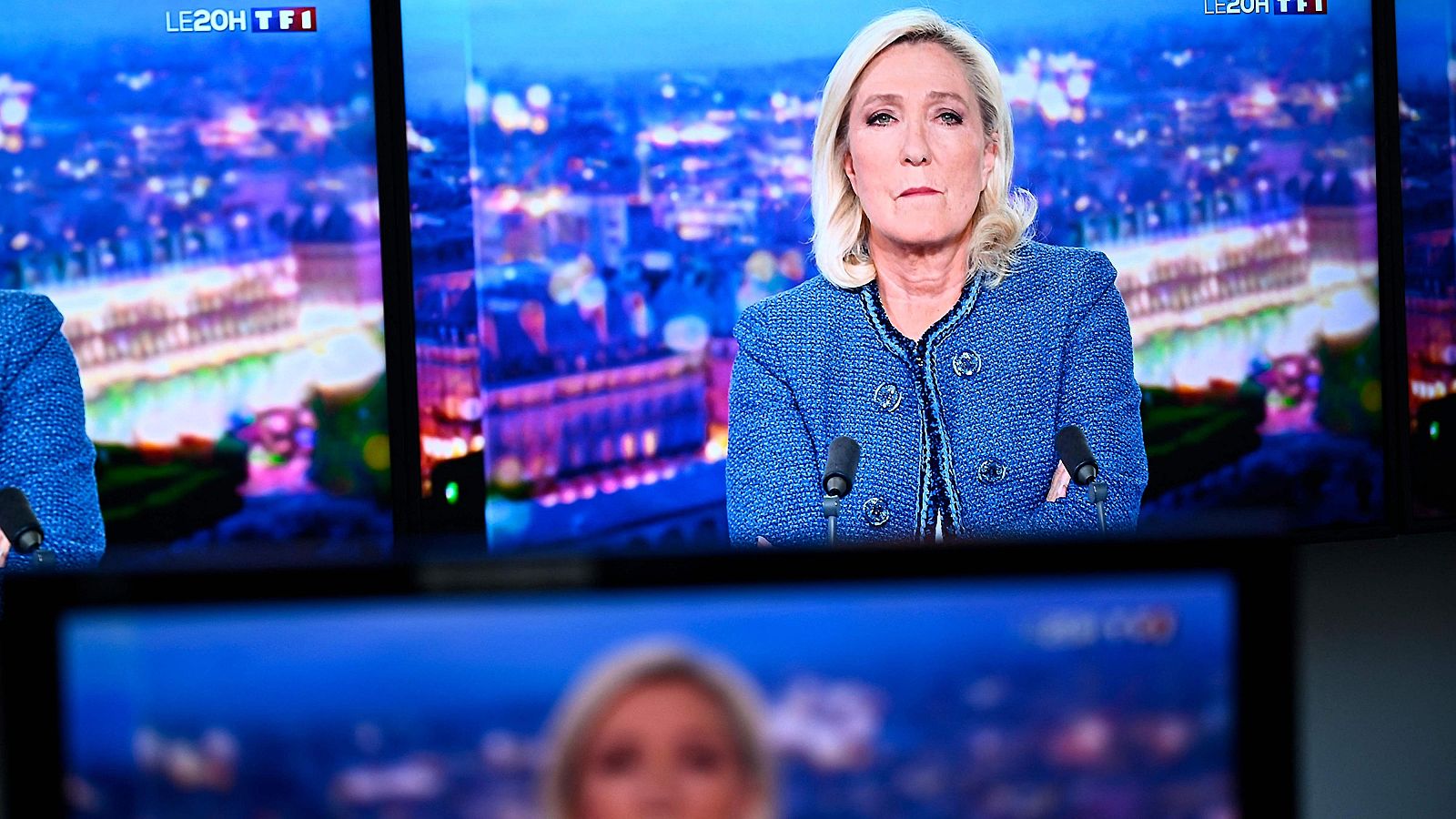Le Pen pasa a la defensiva y acusa al sistema de "lanzar la bomba nuclear" contra ella