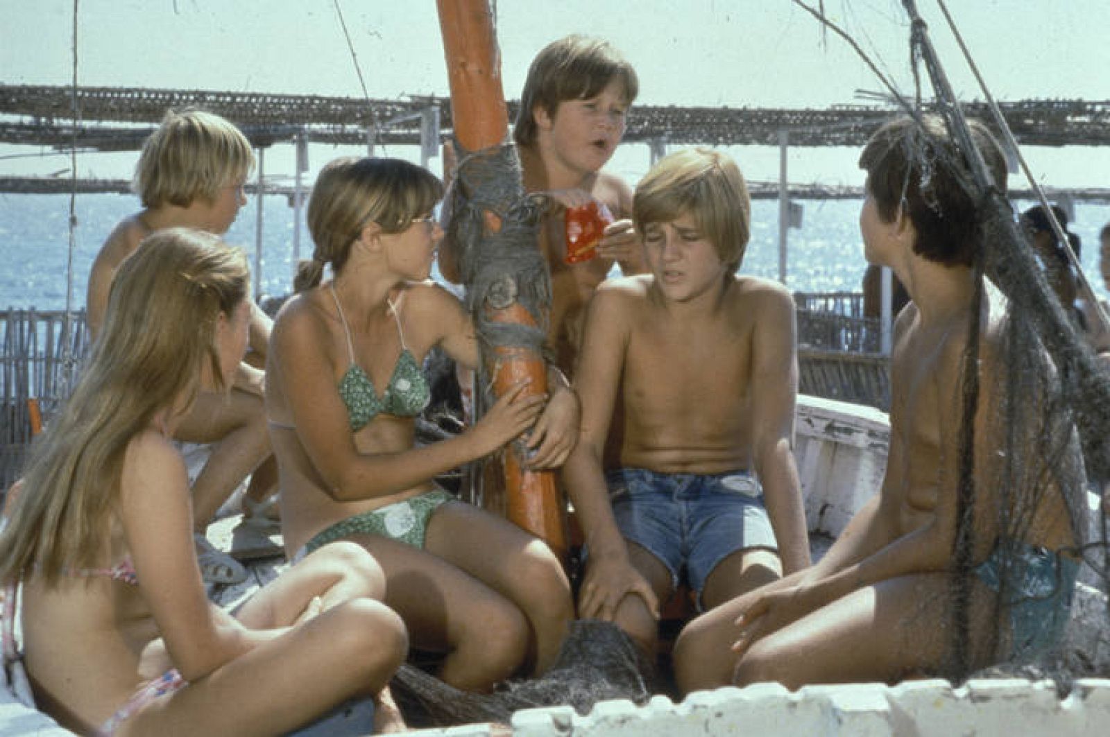 Los chicos de 'Verano azul' dentro de "La Dorada"