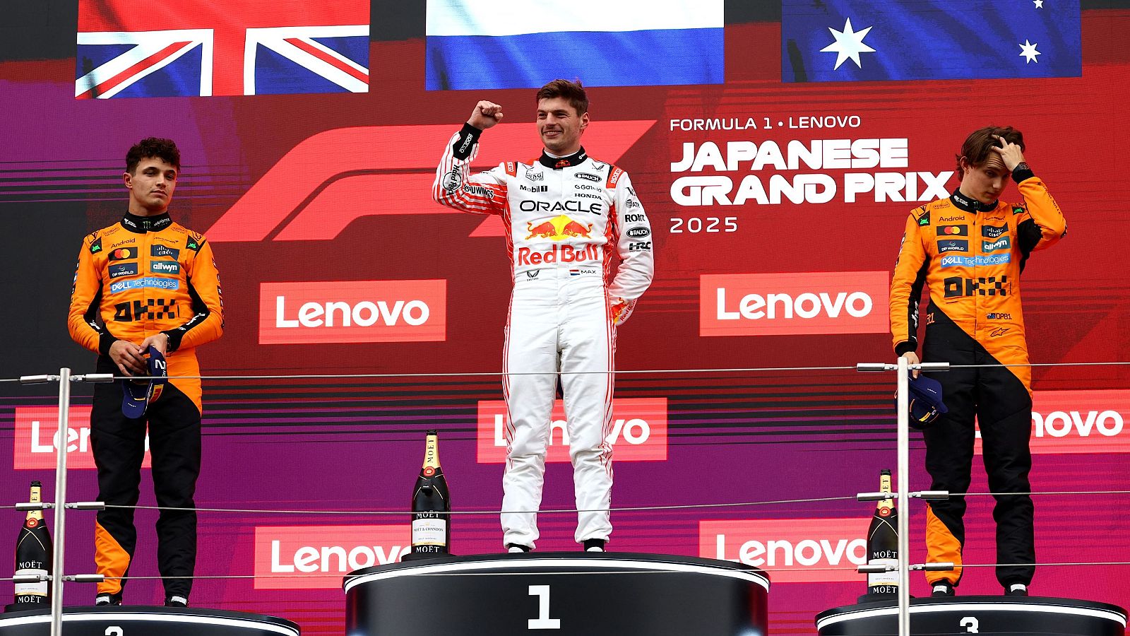 Verstappen gana a los McLaren en Japón