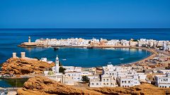 Ruta per Oman: de la platja al desert