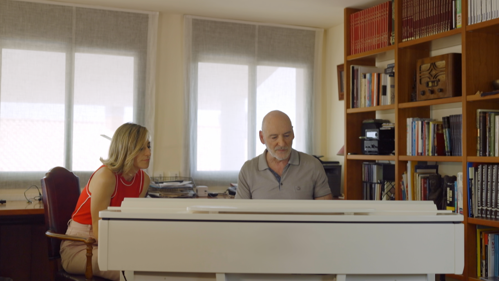 Ana Boadas amb el divulgador científic Jordi A. Jauset, a 'Mapes mentals'