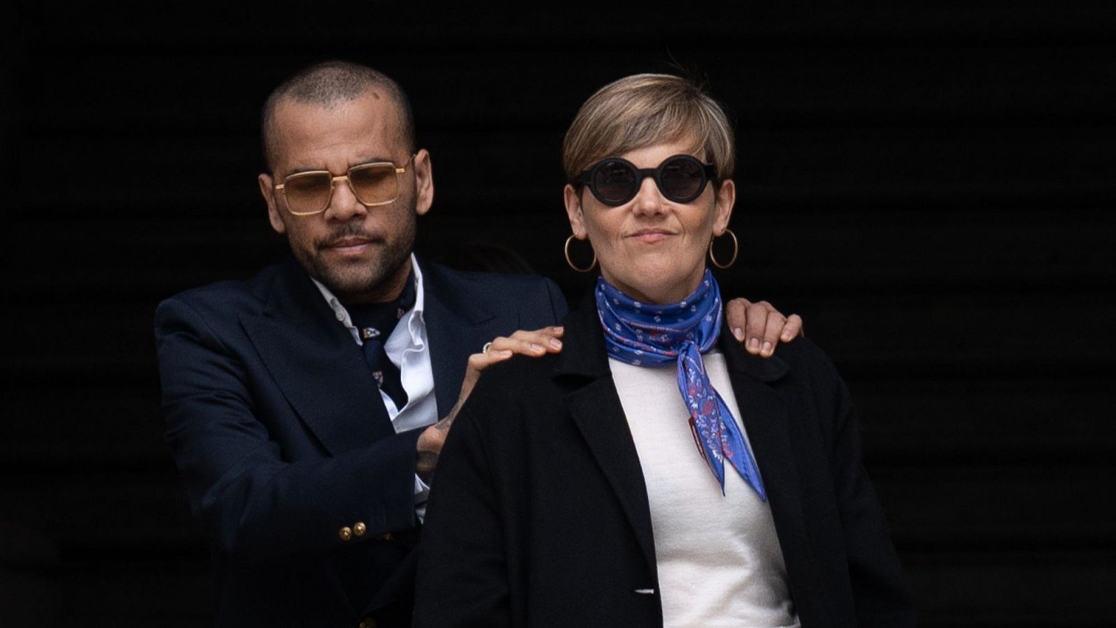 Dani Alves recupera sus pasaportes tras ser absuelto por el TSJC de la condena por violación