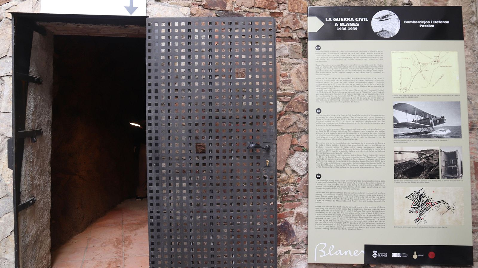 L'entrada d'un refugi antiaeri de la Guerra Civil a Blanes