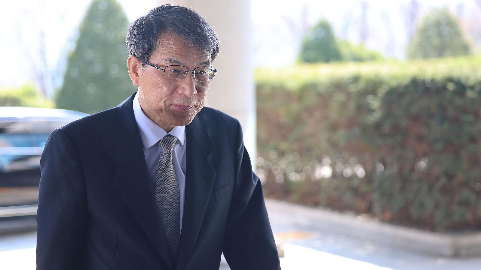 El jefe de la Comisión Electoral Nacional surcoreana, Rho Tae-ak, en Gwacheon
