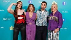 Así fue la presentación de 'La Familia de la Tele': Belén Esteban cantó "Cuando Zarpa El Amor" con Camela
