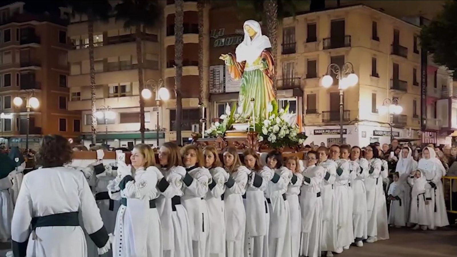 "Verónicas", las mujeres de Alzira que cambiaron la Semana Santa