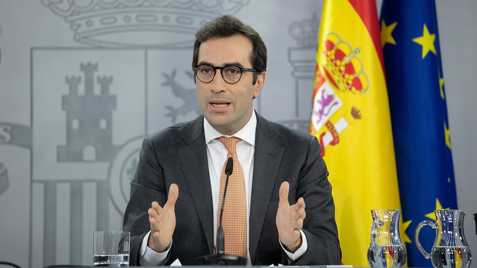 El Gobierno activa los primeros 7.720 millones del plan de respuesta ante el "shock arancelario" de Trump