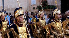 Blancos y azules: La rivalidad histórica de las dos cofradías de Lorca en Semana Santa