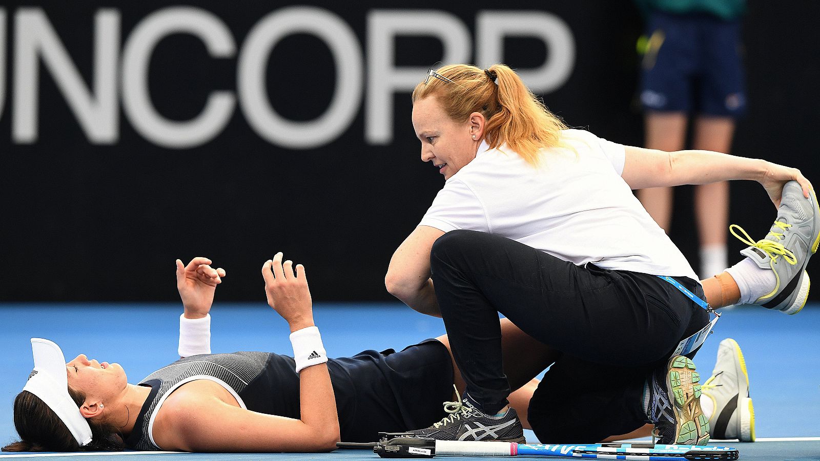 Garbiñe, lesionada, se retira  de Brisbane