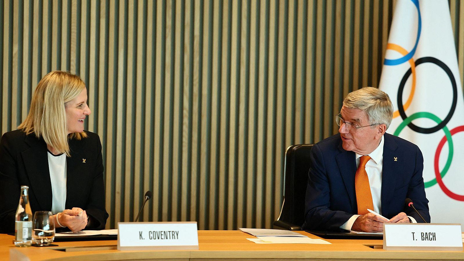 Los Ángeles 2028: Kirsty Coventry y Thomas Bach