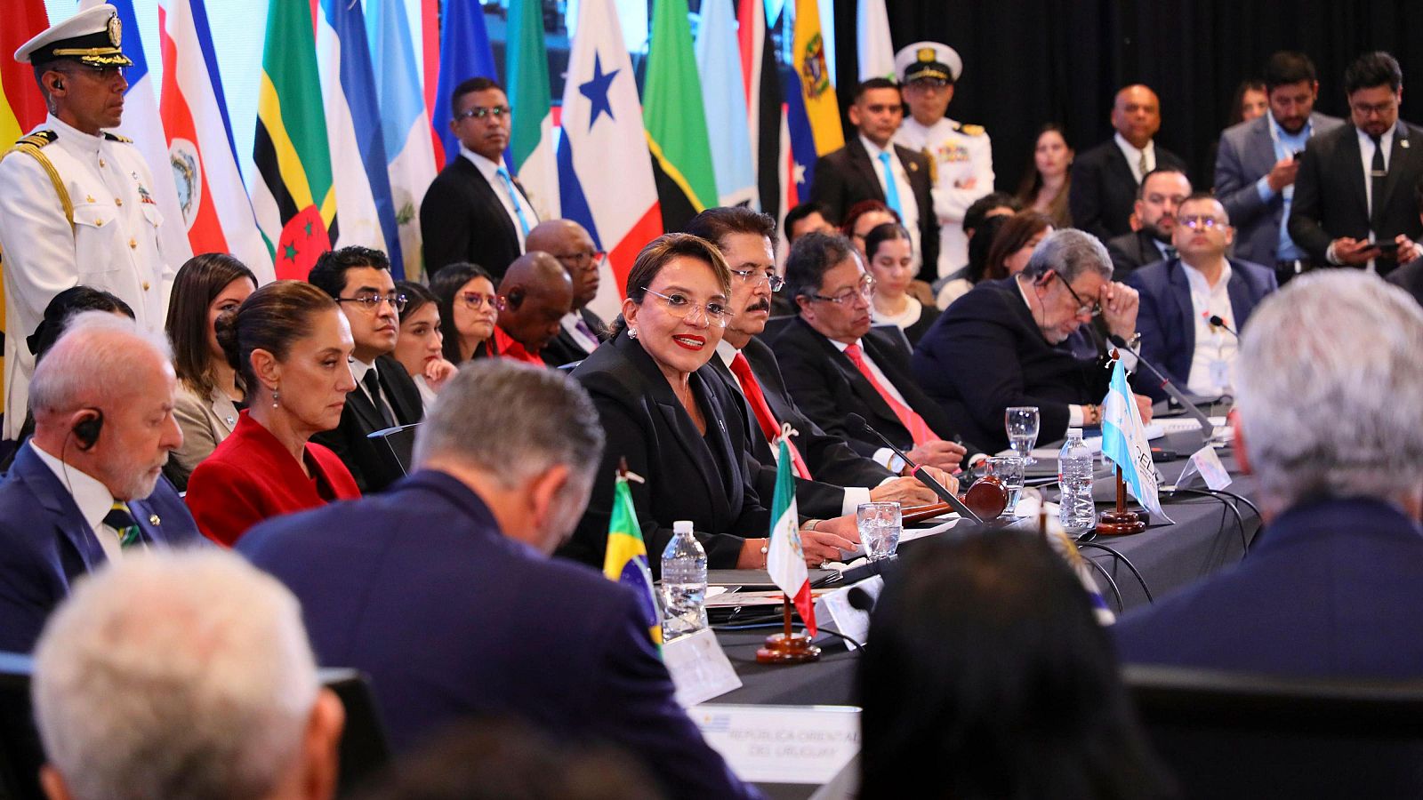 Fotografía de mandatarios durante la IX Cumbre de Jefes de Estado y de Gobierno de la Celac, en Tegucigalpa (Honduras)