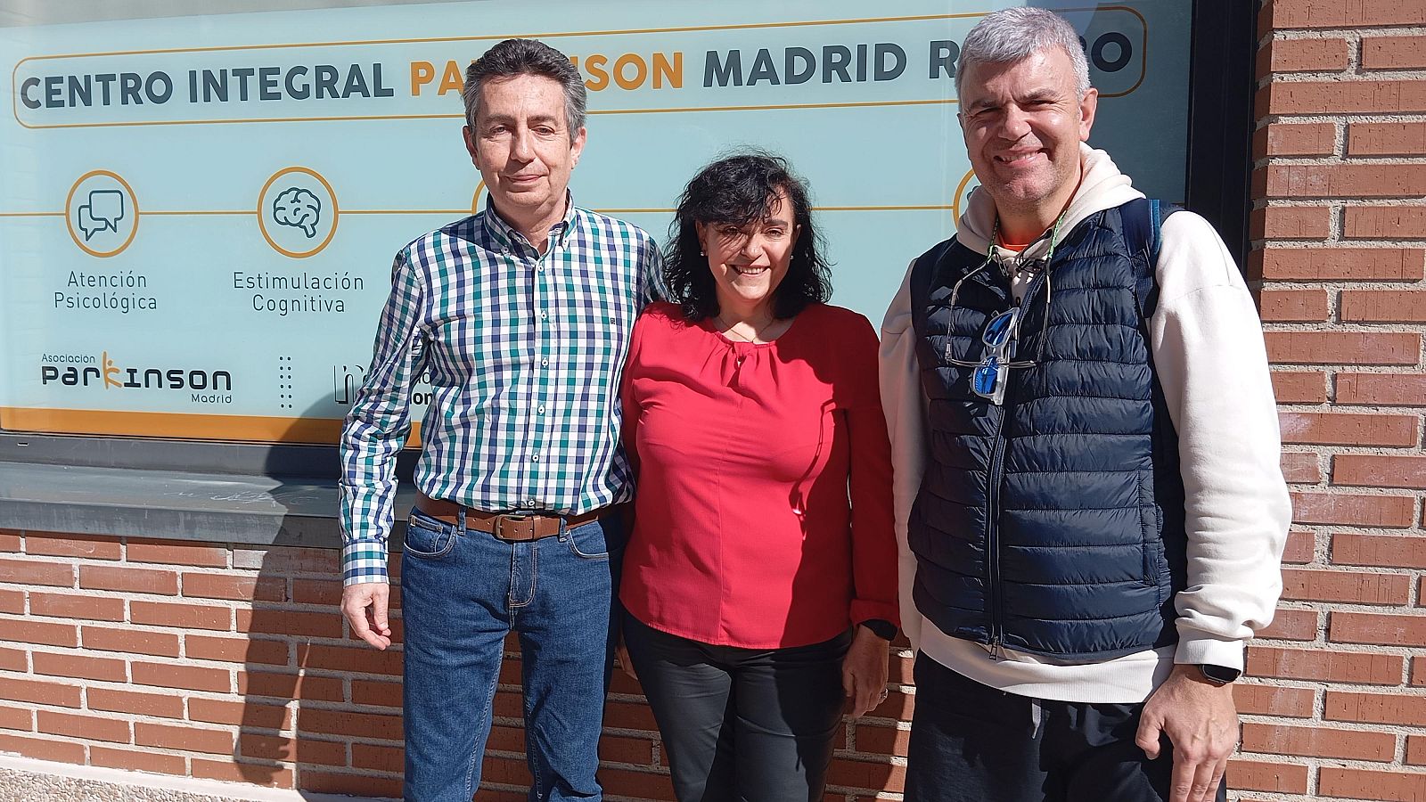 Carlos, Angelines y José María, enfermos de parkinson
