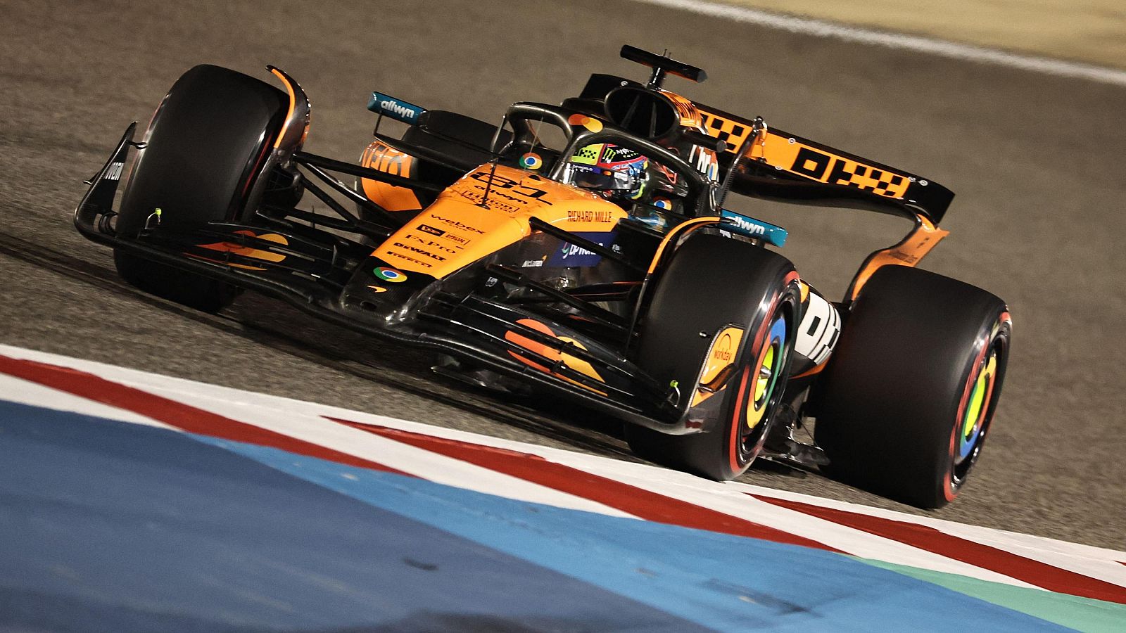 GP Baréin 2025, Fórmula 1: Oscar Piastri logra la pole