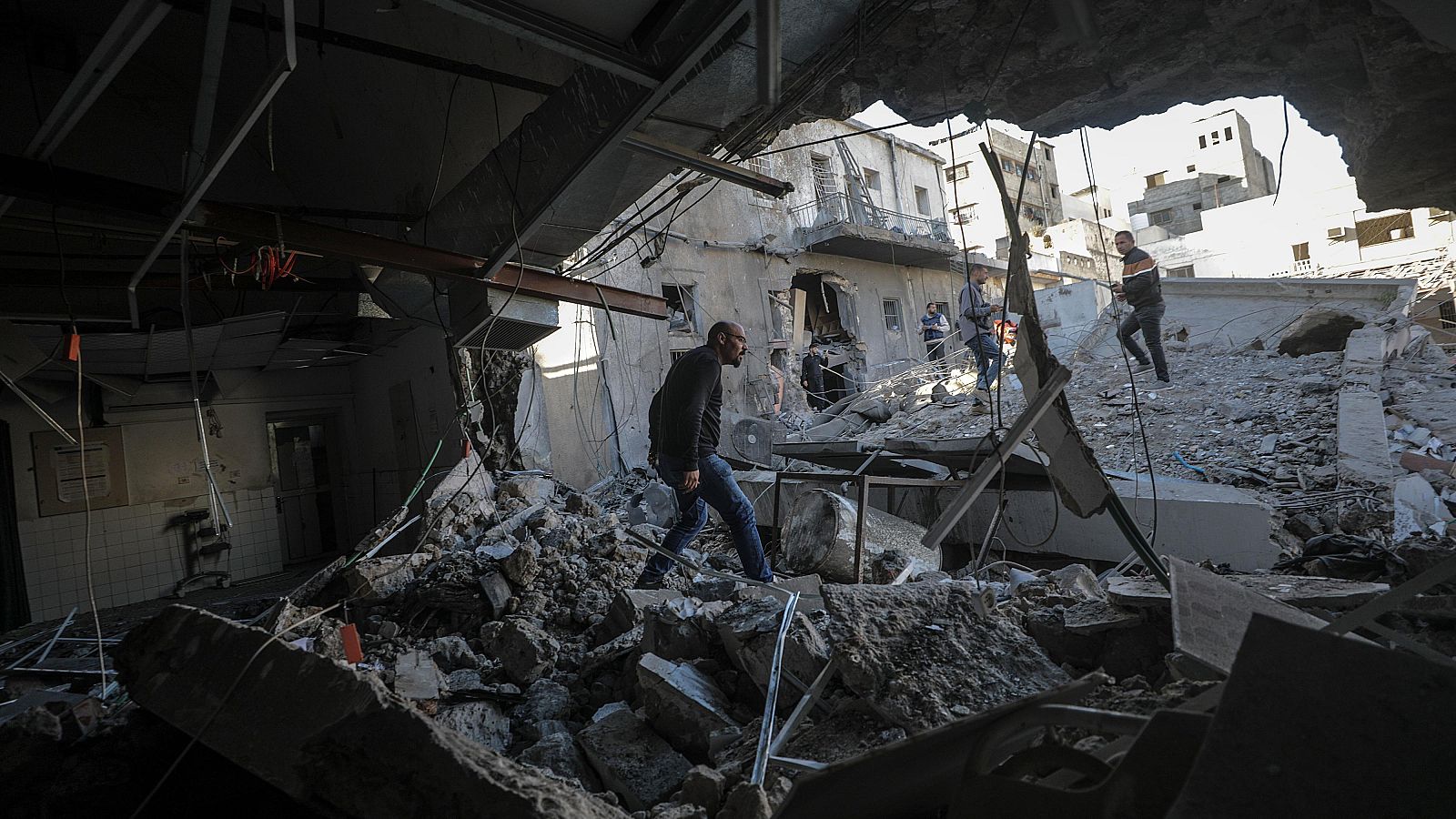 Israel bombardea un hospital Al Ahli en ciudad de Gaza