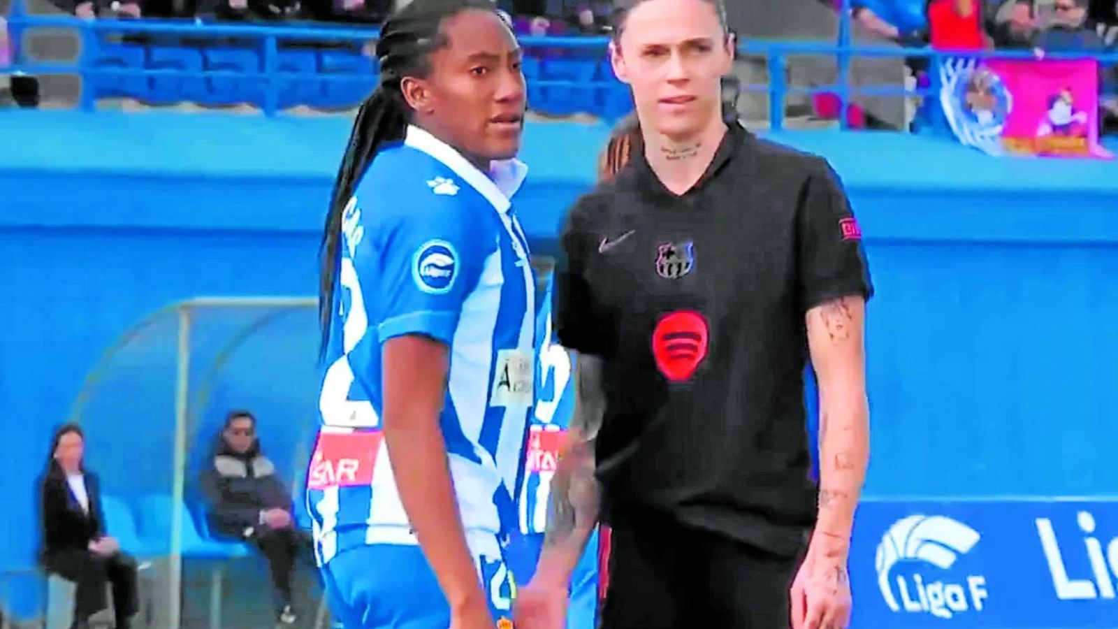 Pantallazo del momento del tocamiento de Mapi León a Caracas