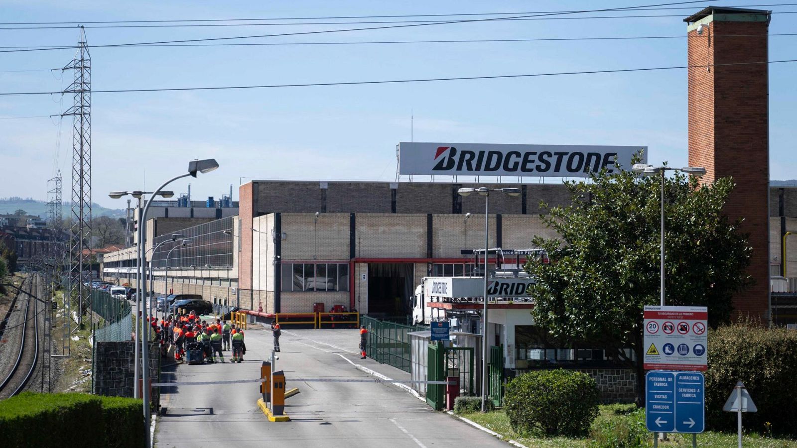 Parada la producción de Bridgestone Basauri y Usansolo por la huelga, los sindicatos consensuarán nuevas movilizaciones