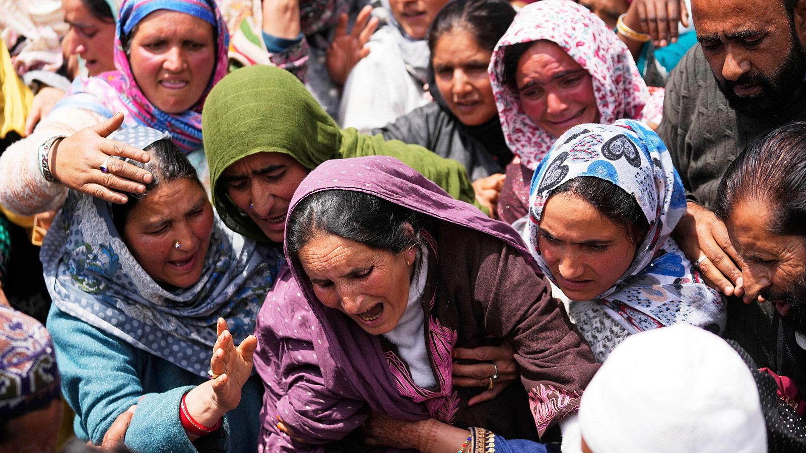 Un ataque en Cachemira contra turistas deja 28 muertos
