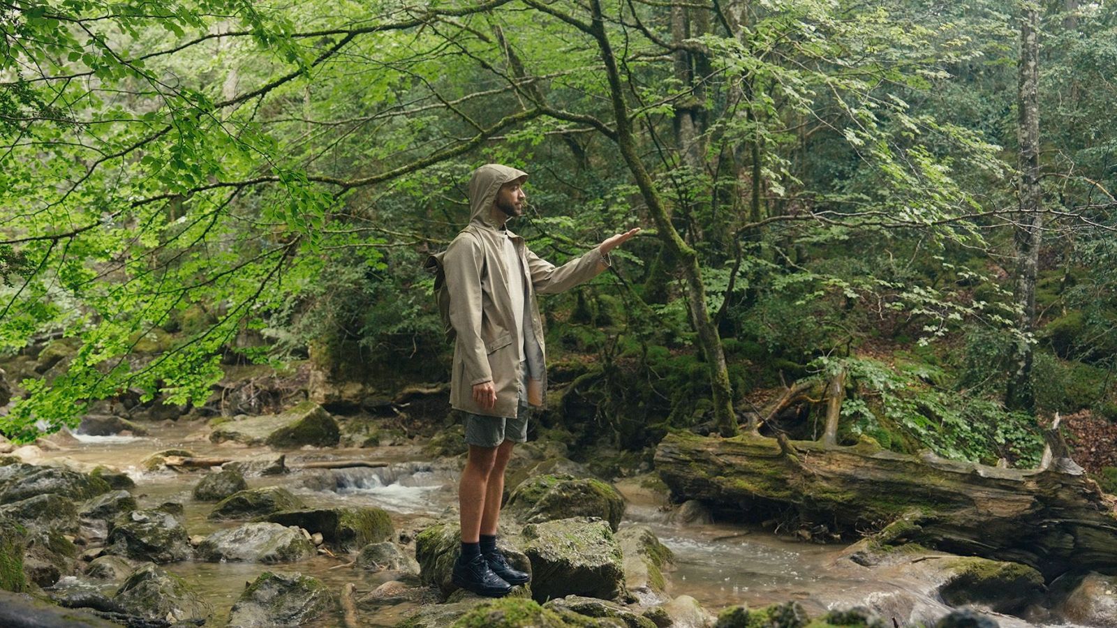 Enrique Alex presenta 'Esto es España'