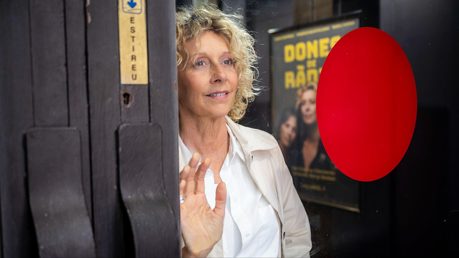 Àngels Gonyalons a un teatre