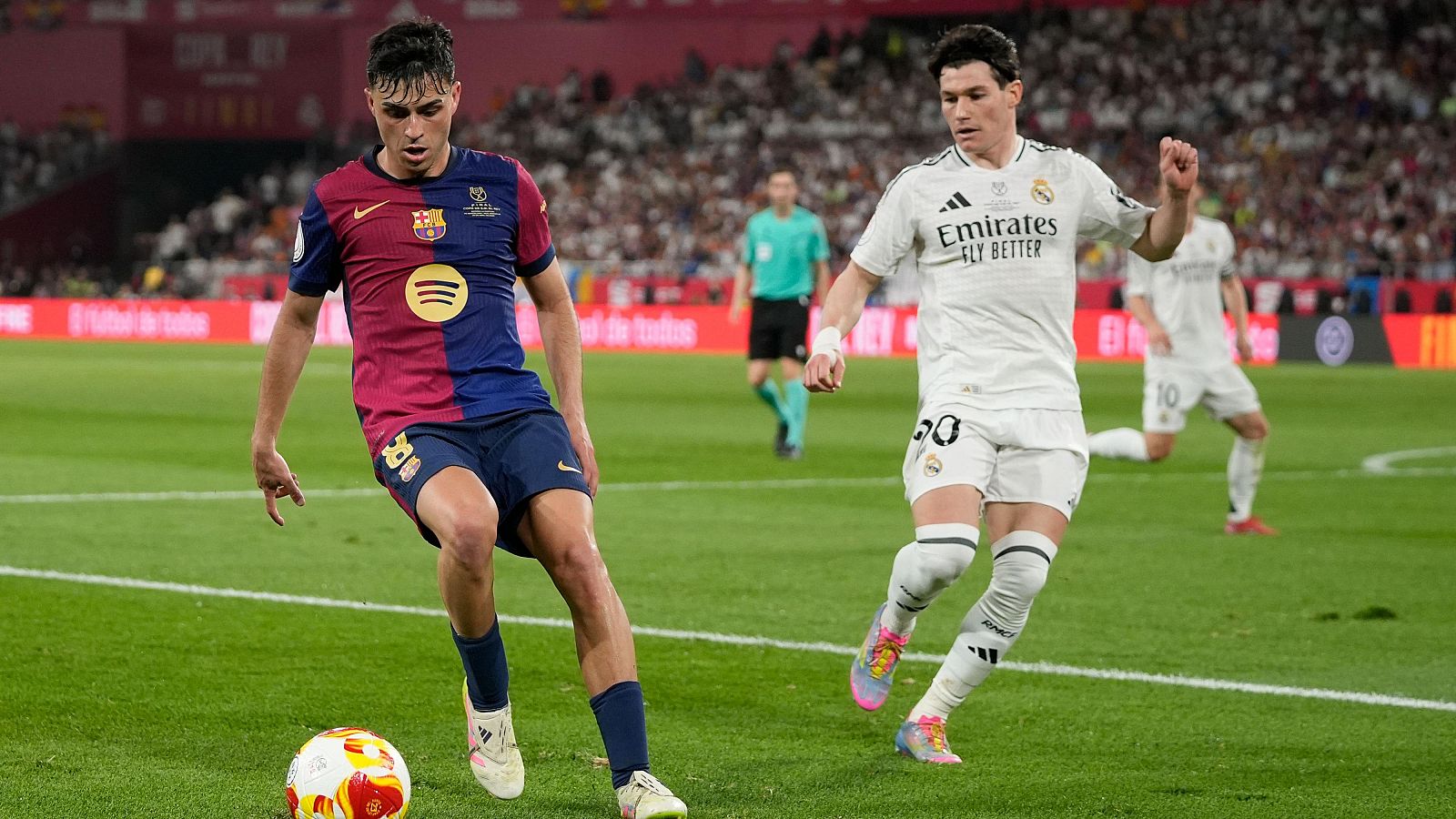 Pedri y Fran García, en la final de Copa.