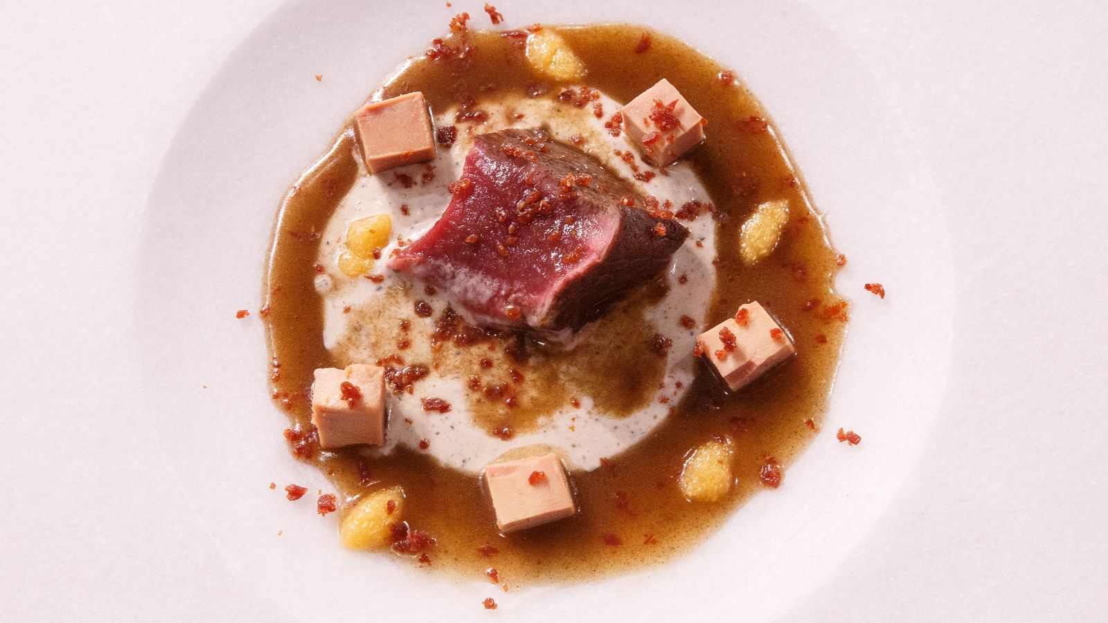 Receta de solomillo de ciervo con crema de boletus y trufa de Gabriela en MasterChef 13