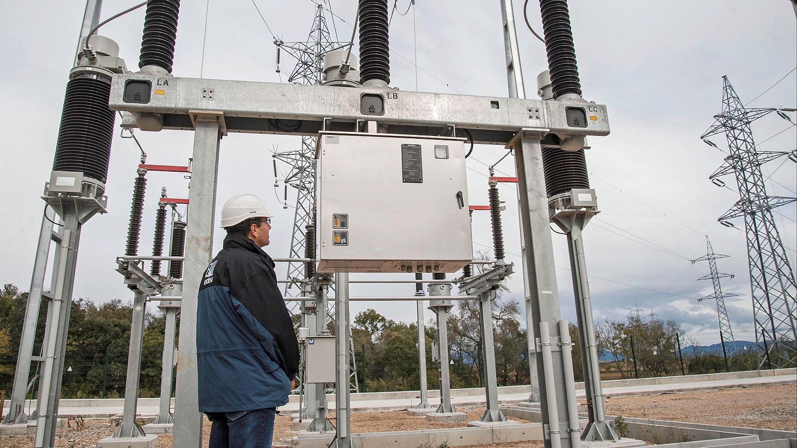 Subestación eléctrica en Santa Llogaia, Girona, donde se encuentra la única conexión subterránea con Francia