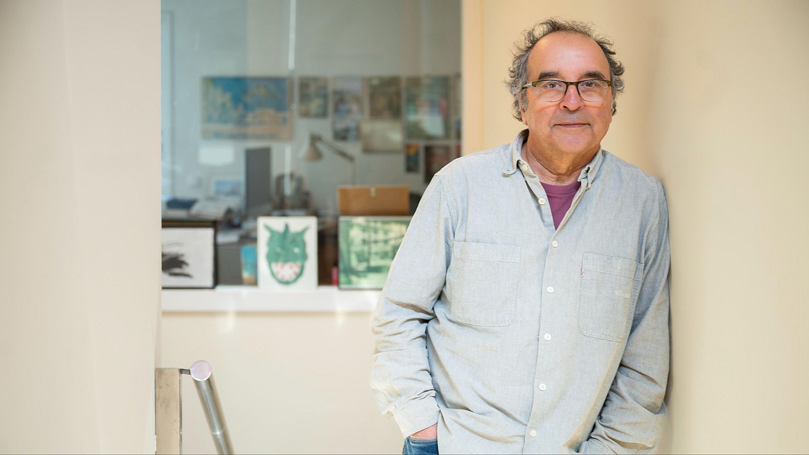 Piti Español al seu estudi.