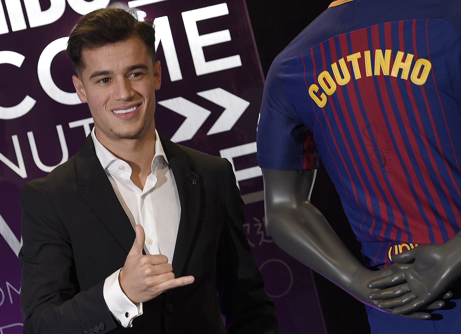 Coutinho, presentado con el Barça