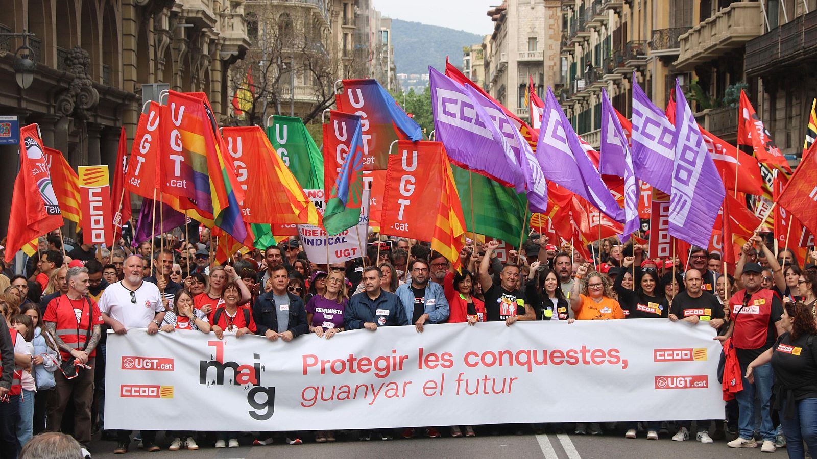Capçalera de la manifestació del Primer de Maig convocada per UGT i CCOO (ACN | Maria Asmarat)
