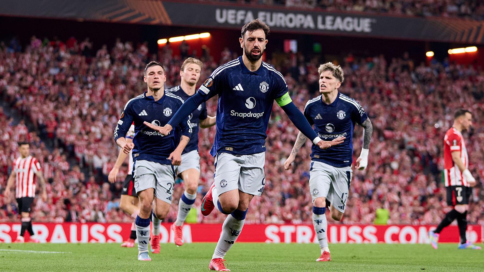 El Manchester United arrolla al Athletic Club en San Mamés