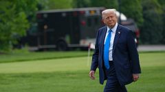 Trump afirma que la economía de EE.UU. está en un "periodo de transición" y reduce el impacto de la recesión a corto plazo