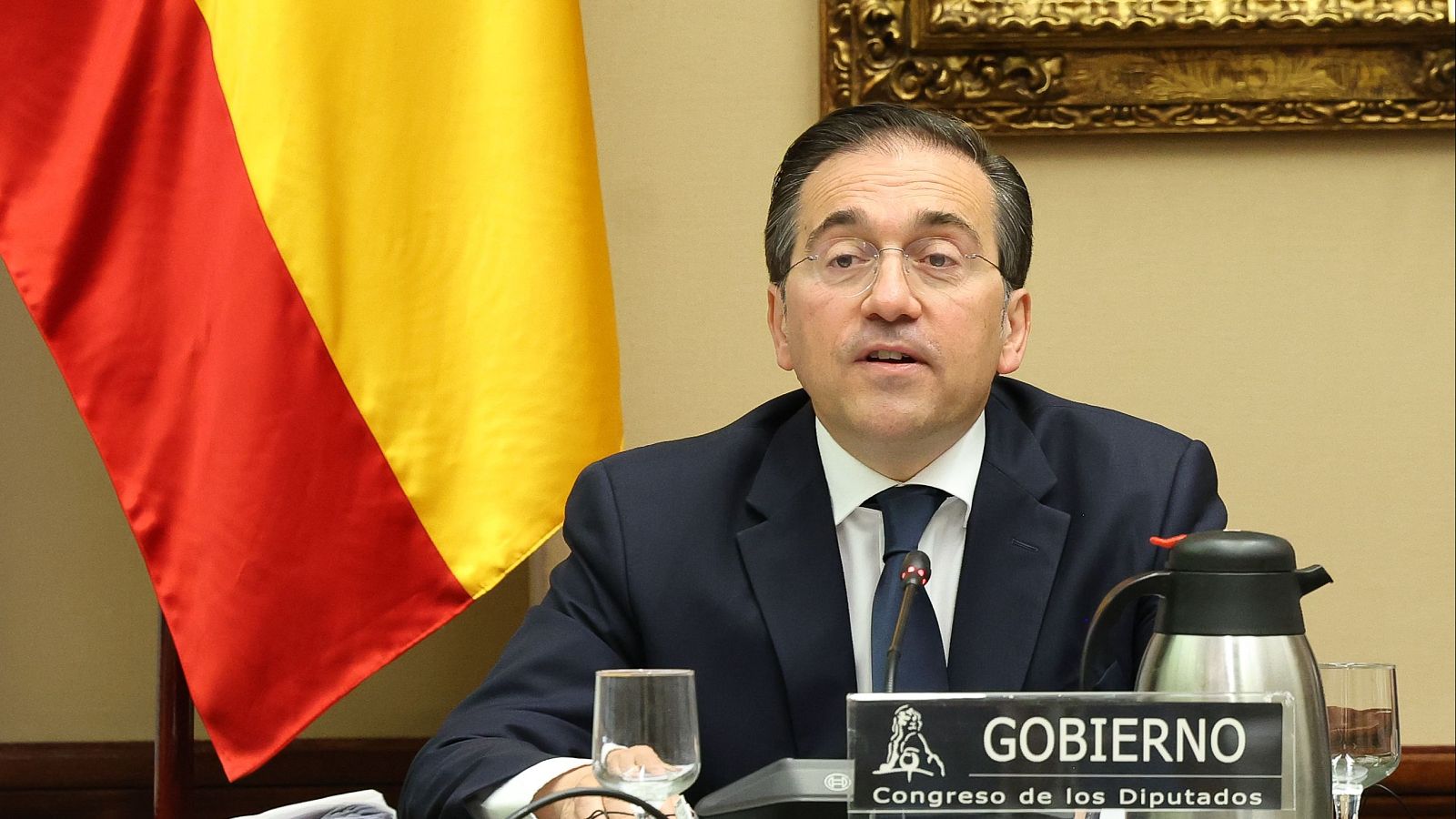 Albares comparece ante la comisión de Exteriores del Congreso