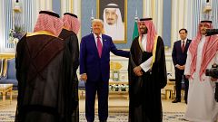 Trump firma un acuerdo de inversión con Arabia Saudí de 600.000 millones de dólares en defensa y energía