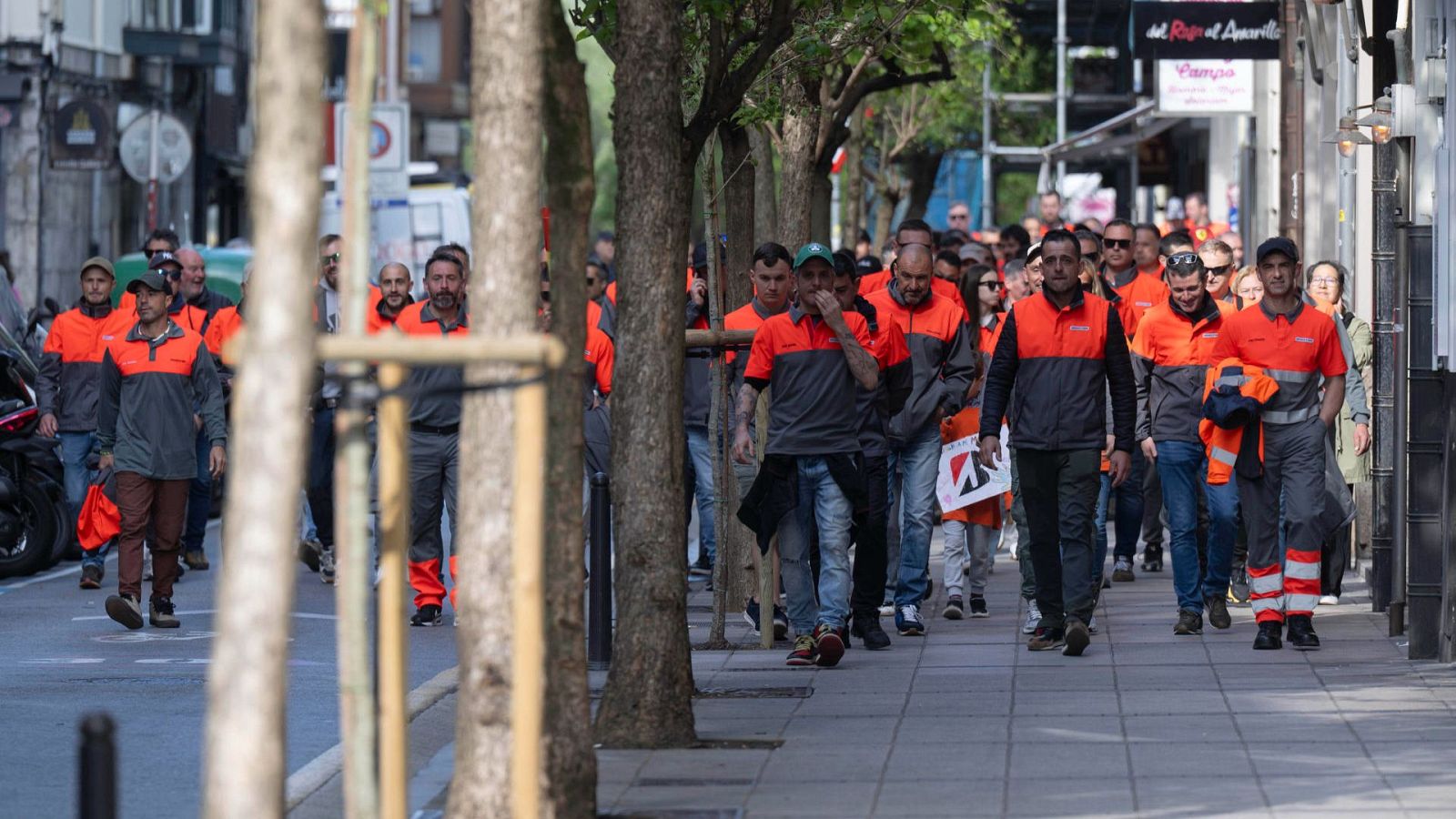 Bridgestone y sindicatos avanzan en el acuerdo del ERE y prolongarán la negociación hasta el 19 de mayo
